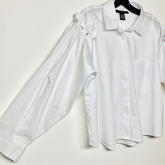 Ashley Stewart Balloon Pearl Sleeve Deconstructed White Blouse - Picture 2 of 5